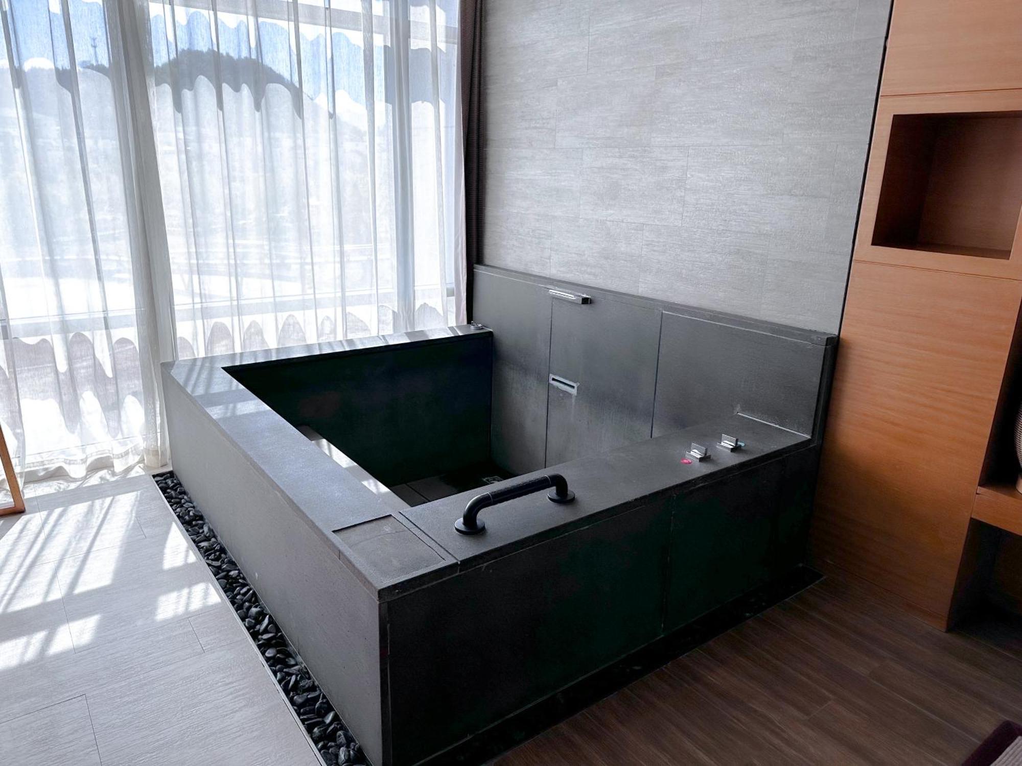 Holiday Inn Resort Yichun Mingyue Mountain By Ihg Exterior foto